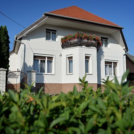 Ferienwohnung Hajduhegy Vendeghaz Erlau Exterior foto